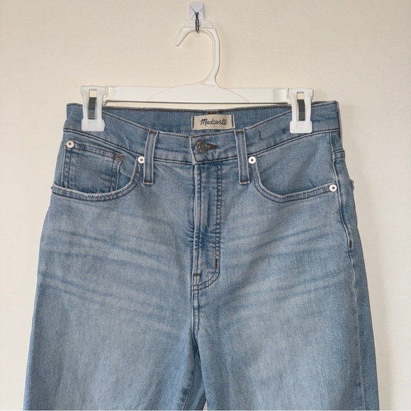 Madewell The Perfect Vintage Straight Jean in Danby Wash: Knee-Rip Edition 26 - Picture 4 of 8